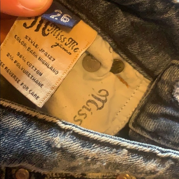 Miss Me Vintage Jeans - Picture 11 of 11